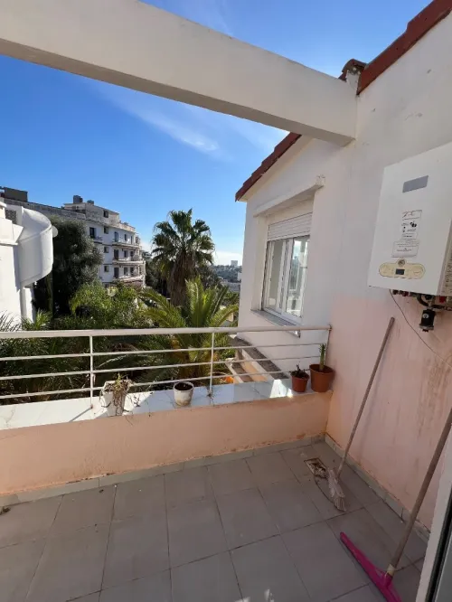 Location Appartement Niveau de villa F3 Alger Hydra