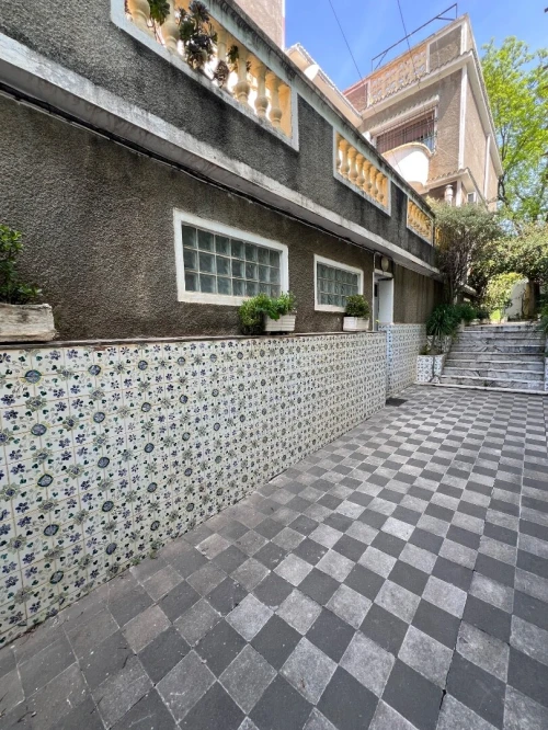 Location Appartement Niveau de villa F5 Alger El biar
