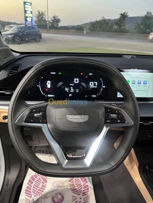 Geely X6 Pro  2025 