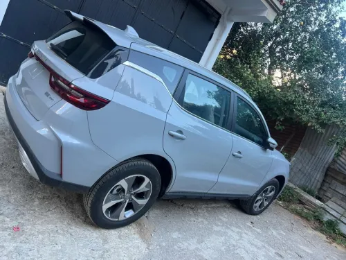 Geely X6 PRO 2025 