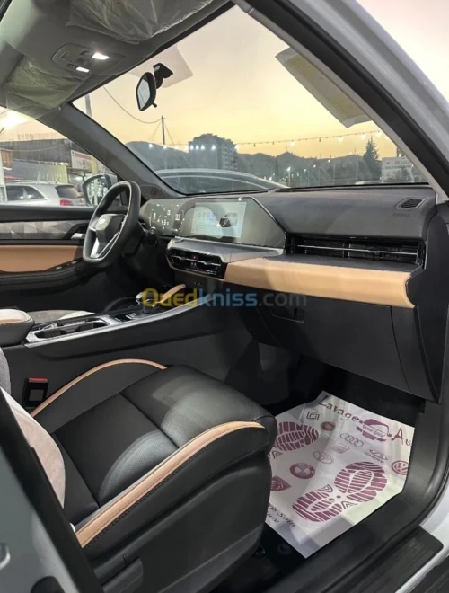 Geely X6 PRO 2025 