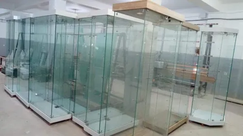armoire d'exposition en verre 