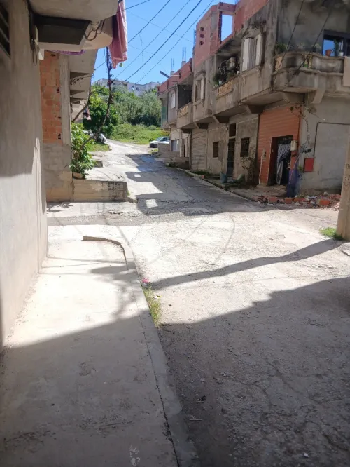 Location Local Jijel Taher