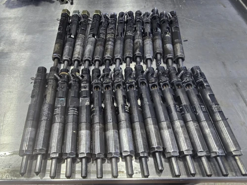 Injecteur 1.5 dci 80/100 casse france  bon etat