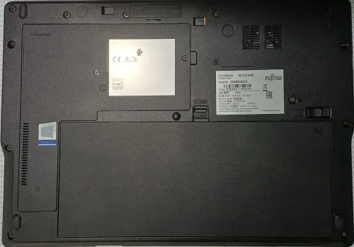 Fujitsu i5 8eme 32G / 1TB NVMe