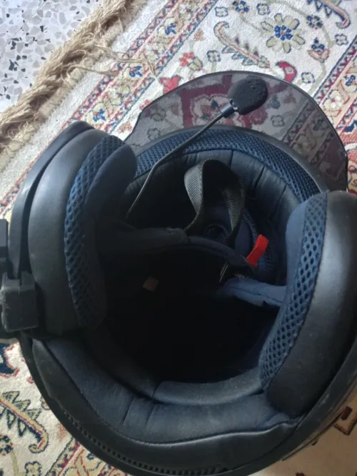Casque moto avec bluetooth intégré