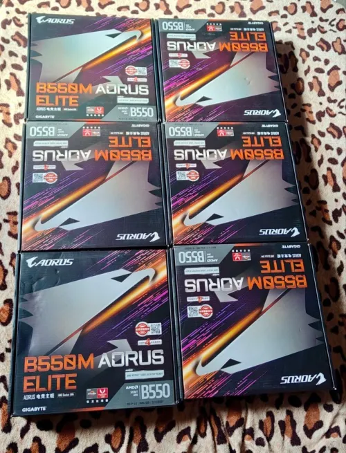 GIGABYTE B550M AORUS ELITE