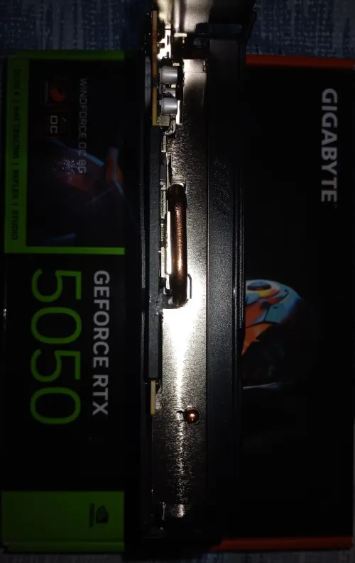 RTX 5050 8GB
