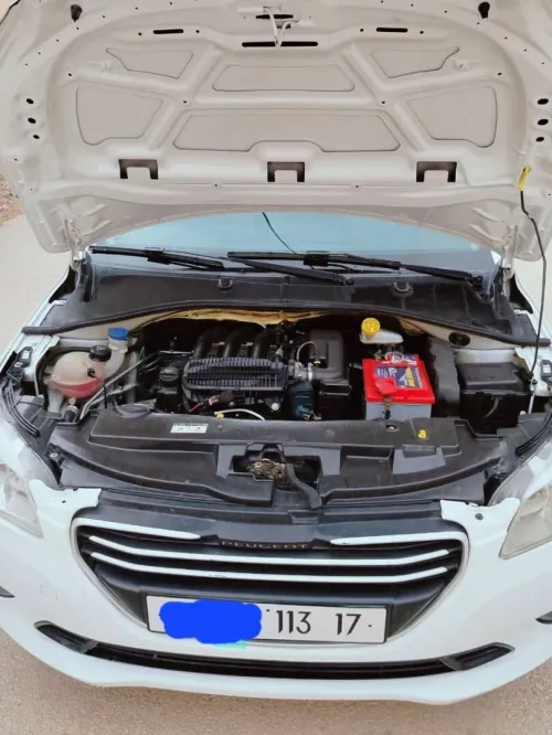 Peugeot 301 2013 Allure