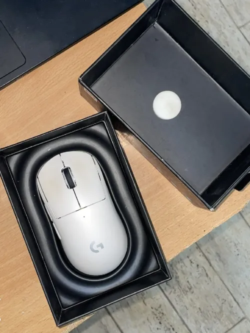 Souris LOGITECH G PRO X SUPERLIGHT