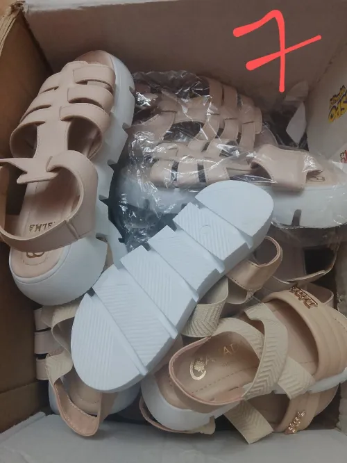 Liquidation lot de chaussures 