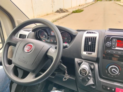 FIAT DUCATO 2023 L3H2 (chassis long) 3panneaux 2.2HDI 140ch-6100 km–1ère main 2023