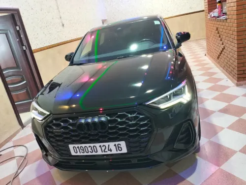 Audi Q3 2024 S-Line Quattro