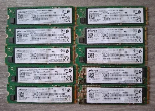 Disque ssd sata Format M.2 de 256 giga de la marque MICRON