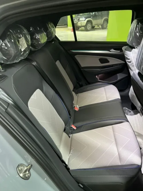 Volkswagen Golf 8 2025 R-Line