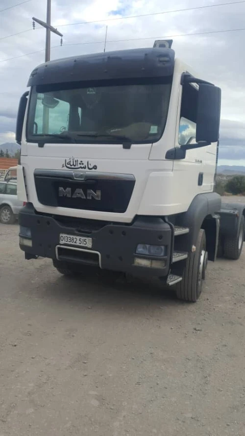 MAN 400 MAN 400 2015