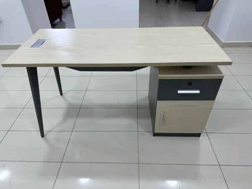 Bureau 140x60 CM avec Caisse