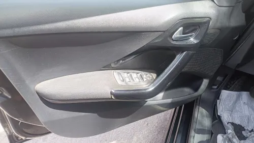 Peugeot 208 2013 Allure
