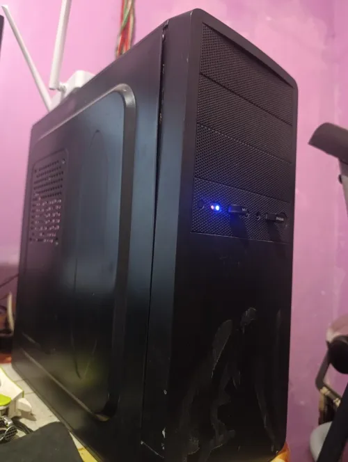 Desktop Pc I3-10100F + RX-580 8gb 2048SP