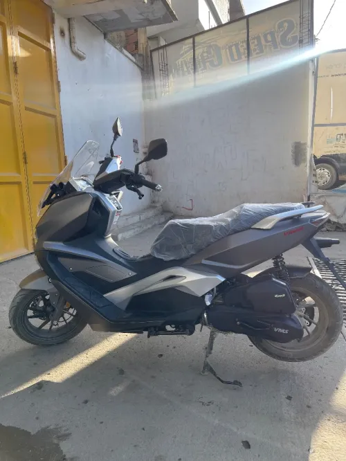 Vmax 200 cc Vmax 200 cc 2025