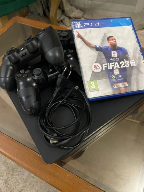 Sony Playstation 4 slim