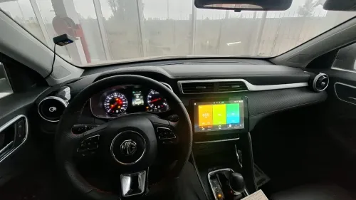 MG ZS 2025 