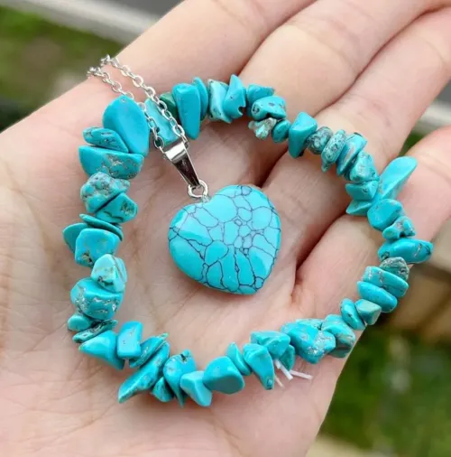Parrure de bracelet +collier