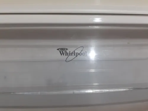 ثلاجة whirlpool