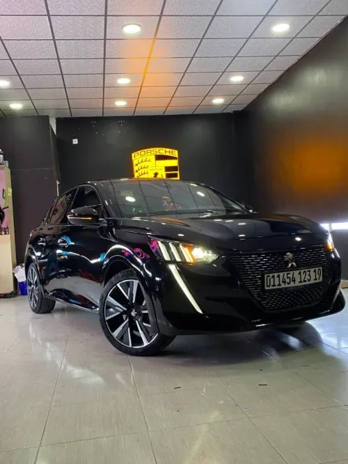 Peugeot 208 2023 GT