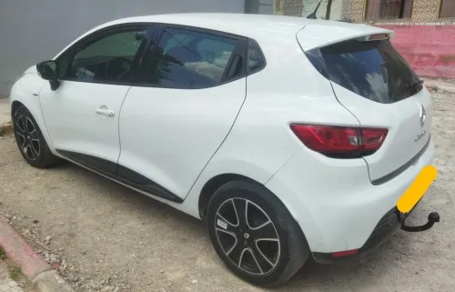Renault Clio 4 2015 Limeted