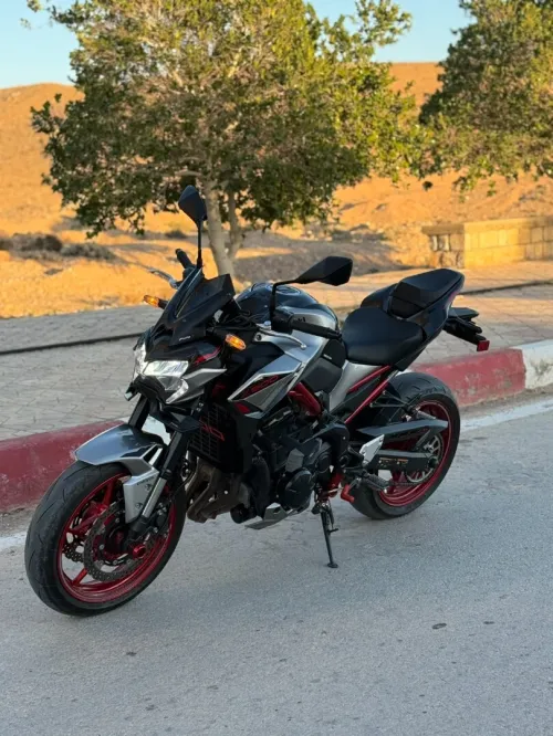 Z900 machi 13000 Safi doble dosi Safi doble dosi Z900 gdid lamizone 2023