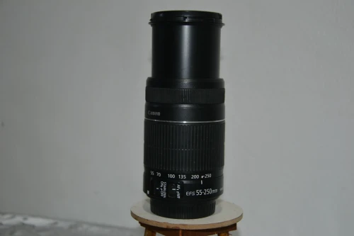 Objectif canon 55-250mm 