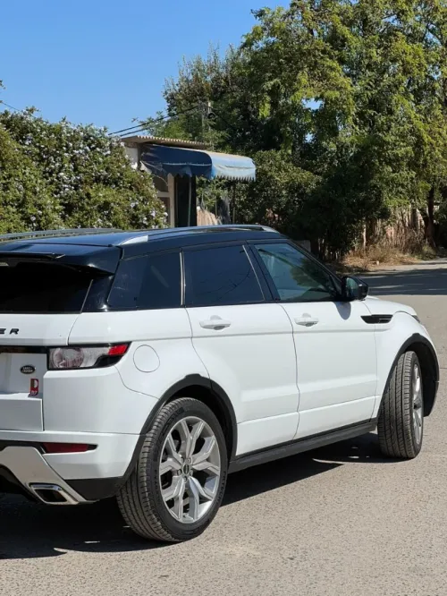 Land Rover Land Rover  2016 Premium 