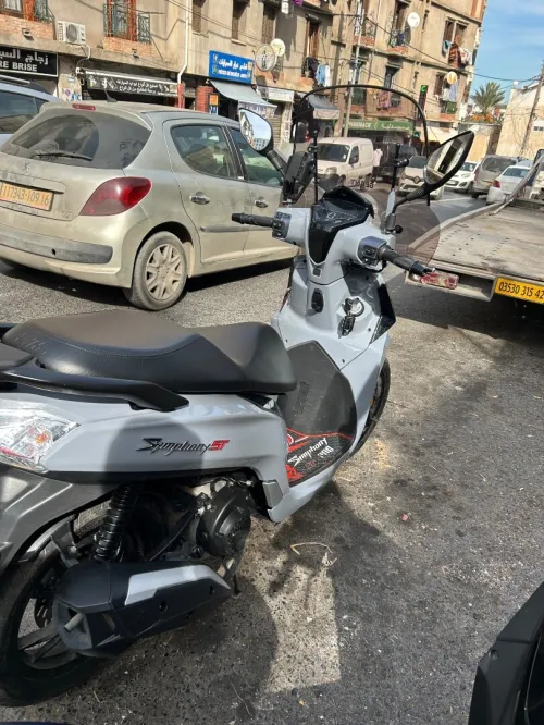 Sym St 200 2025