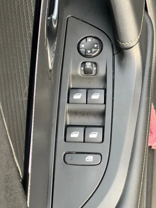 Peugeot 2008 2024 GT