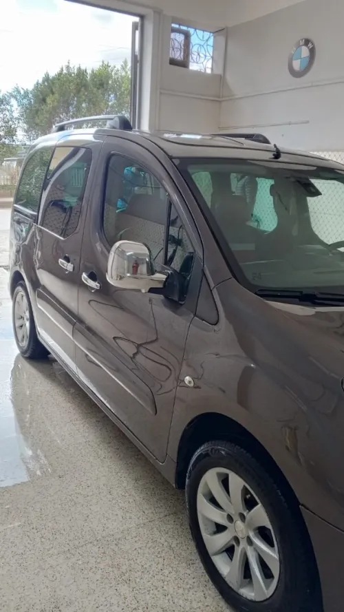 Peugeot Partner 2016 Tepee Allure 