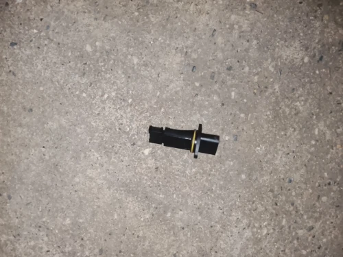 PIECE MERCEDES W203 2002