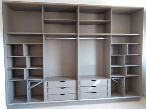 Fabrication tout sort de meuble de maison et bureaux sûr mesure et haut qualité 
