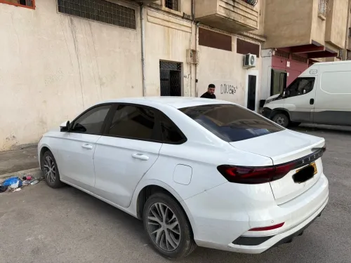 Geely Emgrand 2025 