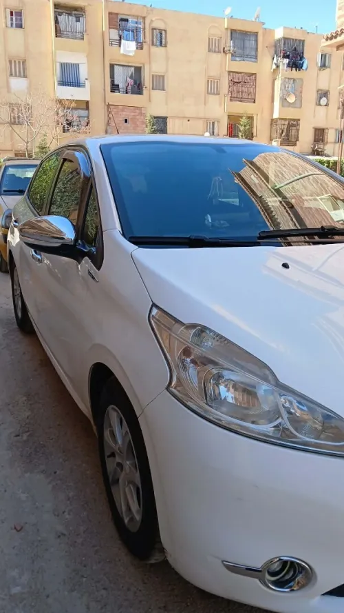 Peugeot 208 2015 Active