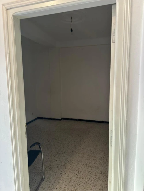 Location Appartement Niveau de villa F3 Alger Baba hassen