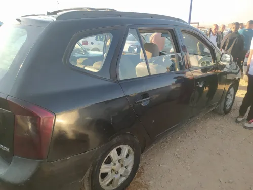 Kia Carens 2008 3 box