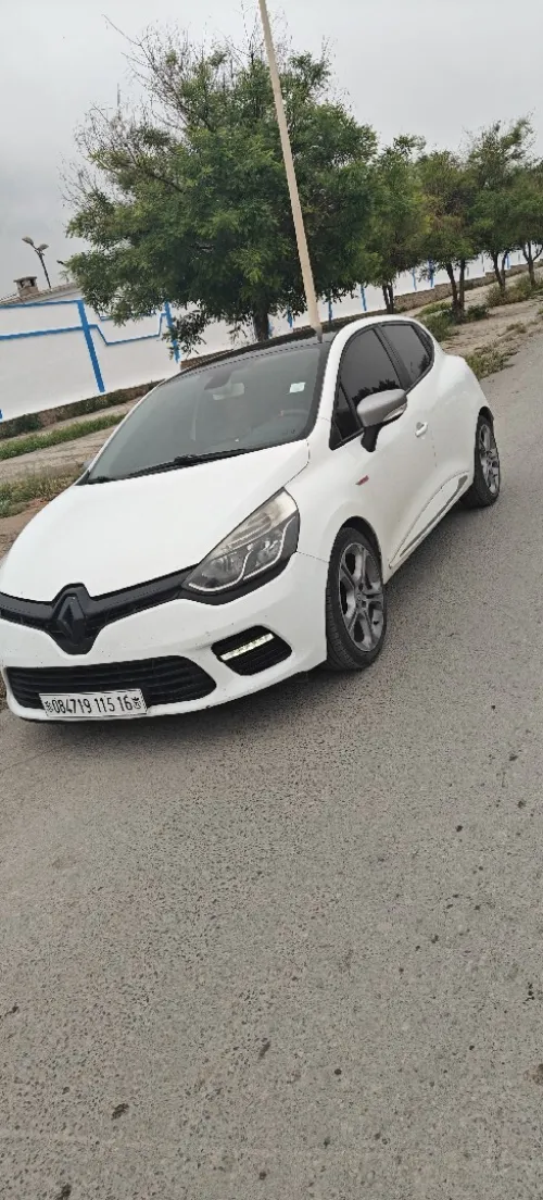 Renault Clio 4 2015 GT Line +