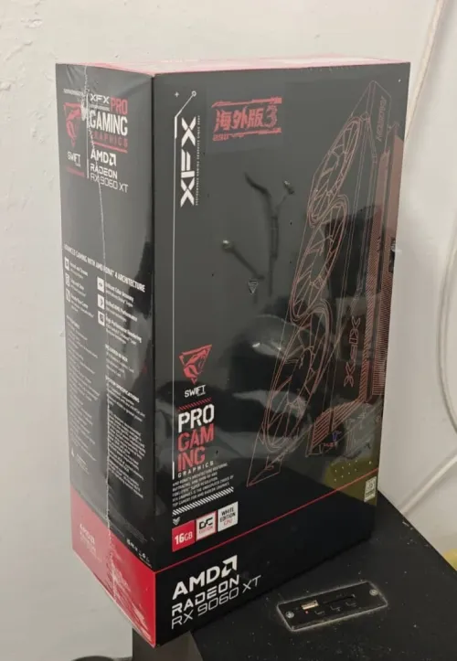 AMD rx 9060 xt 16gb XFX white