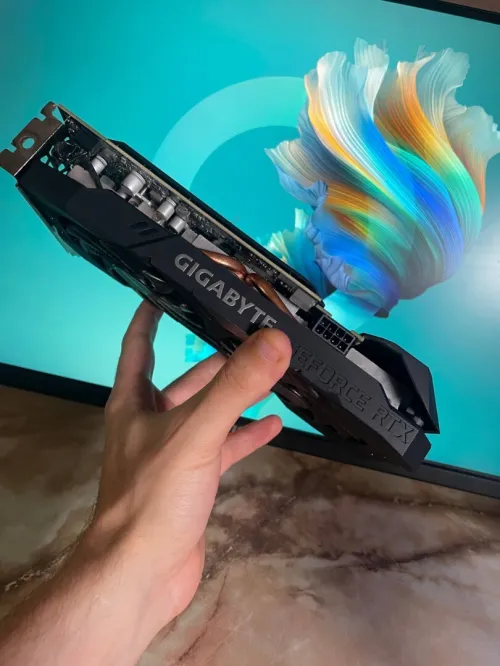 RTX 2060 GIGABYTE 6 GB