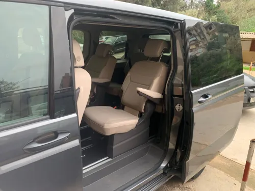 Volkswagen MULTIVAN 2023 