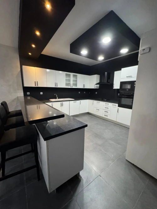 Location Appartement F4 Alger Hydra