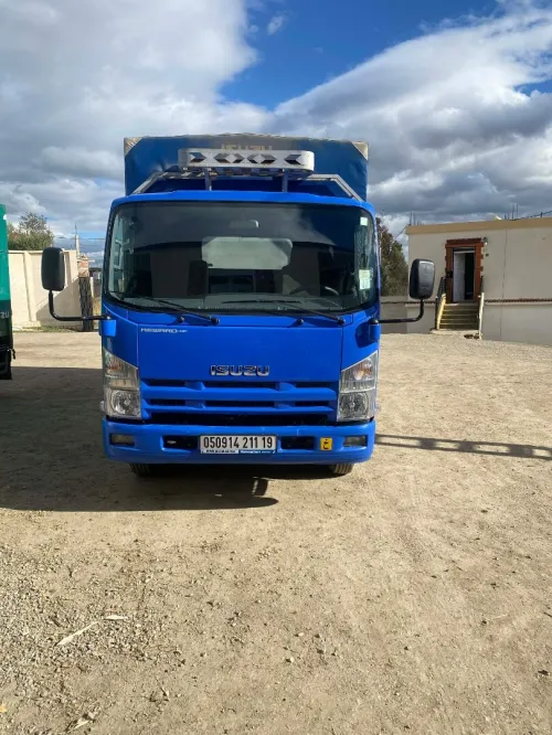 Isuzui Npr 2011