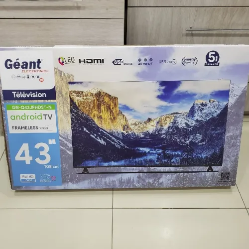 Tv Géant 43 Smart QLED démo intégré
