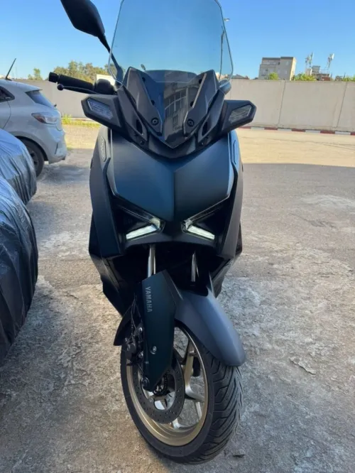 Yamaha Xmax 300 2025